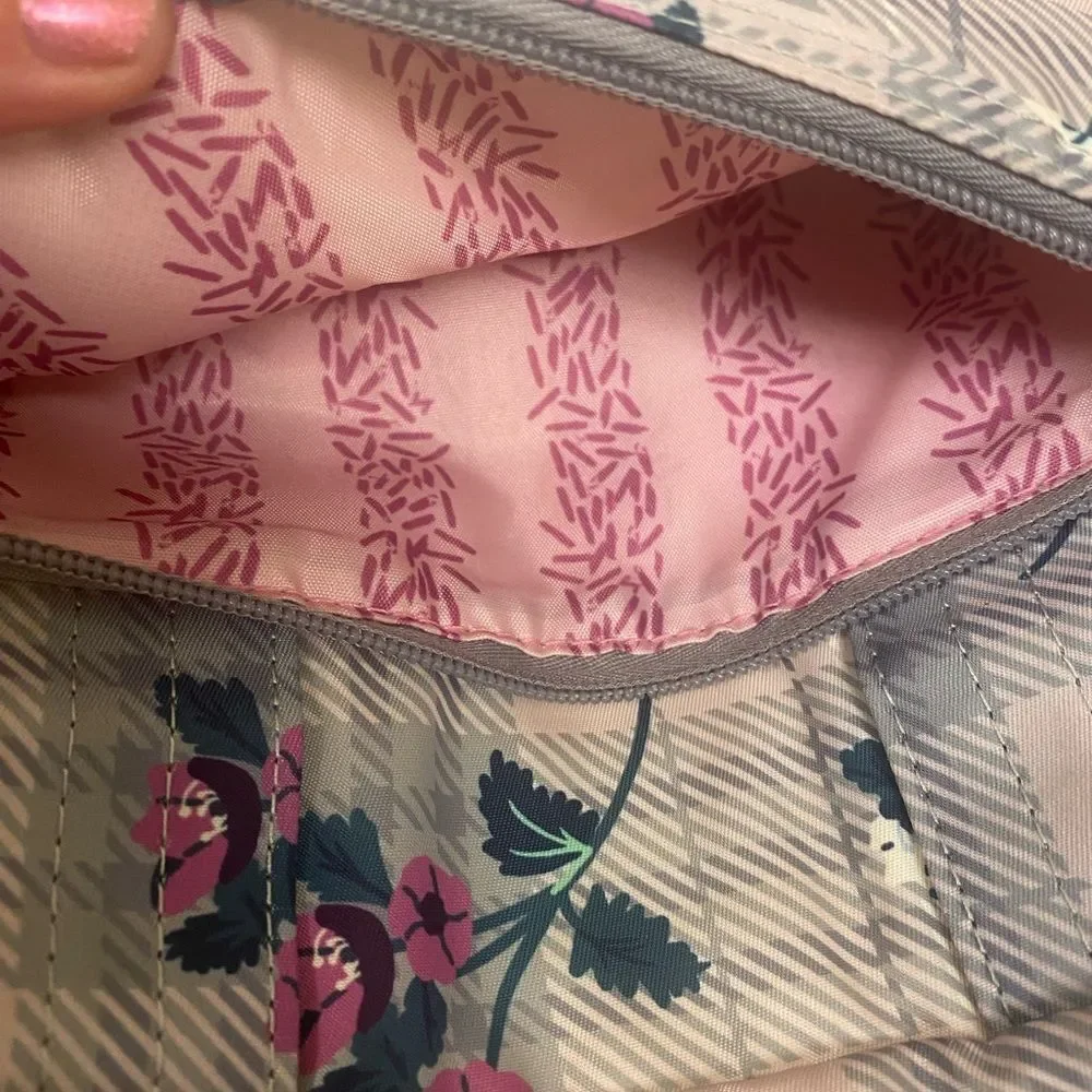 Women’s lug brand purse, adjustable Crossbody/shoulder bag